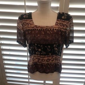 Dana Buchman silk blouse. Very lightweight❤️